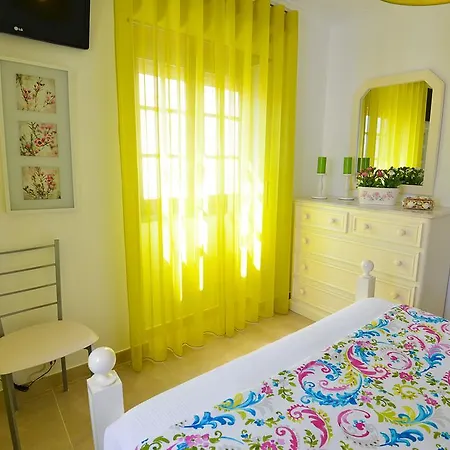 纳扎雷中心假日公寓 * 纳扎雷